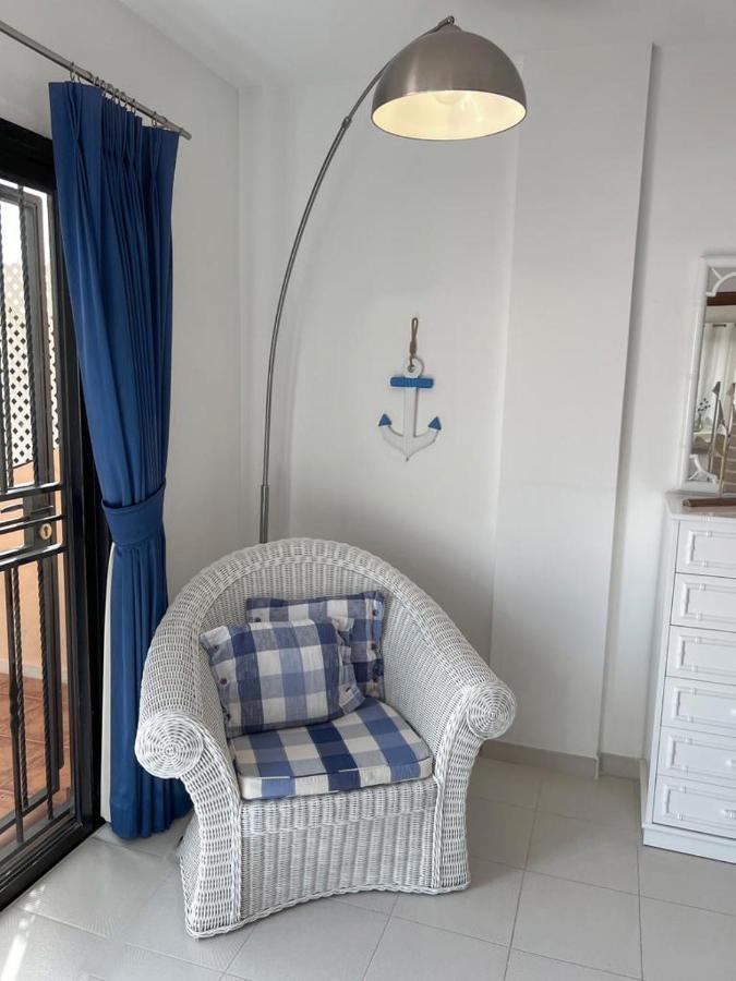 Paradise Seaview Apartment Адехе Екстериор снимка