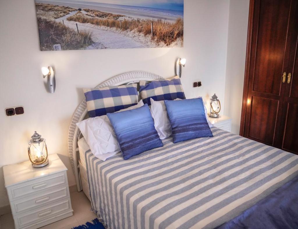 Paradise Seaview Apartment Адехе Екстериор снимка