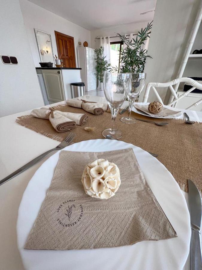 Paradise Seaview Apartment Адехе Екстериор снимка