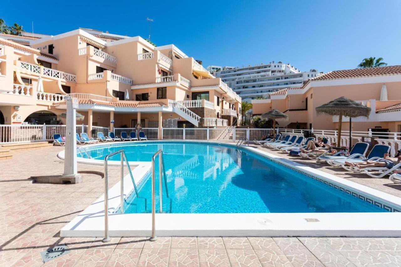 Paradise Seaview Apartment Адехе Екстериор снимка